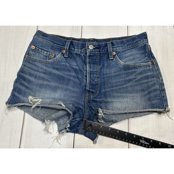 Levi’s 501 Shorts Women Size 29 High Rise Button Fly Cut Off Distressed NWOT - Picture 6 of 6